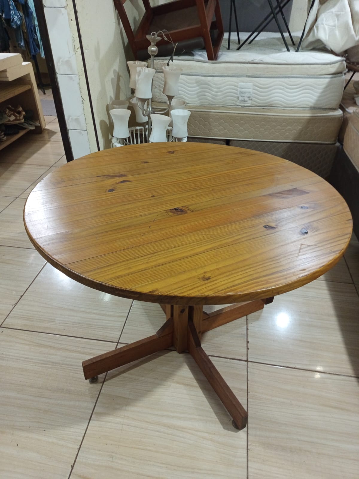 Mesa Redonda de Pinus